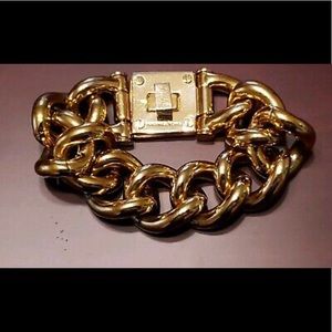 Micheal Kors Logo Chain Link Gold Braclet